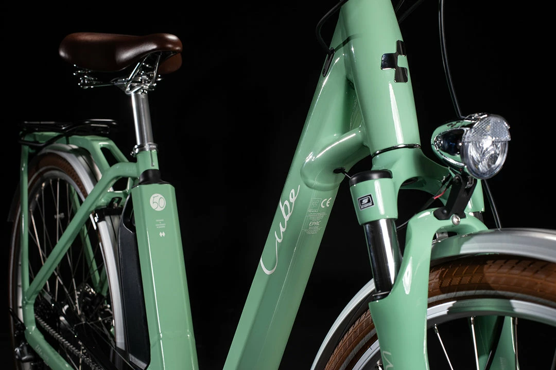 Cube Ella Ride 400 Easy Entry Hybrid Bike Green'n'White (2020) 3 Cube Ella Ride 400 Easy Entry Hybrid Bike Green'n'White (2020)