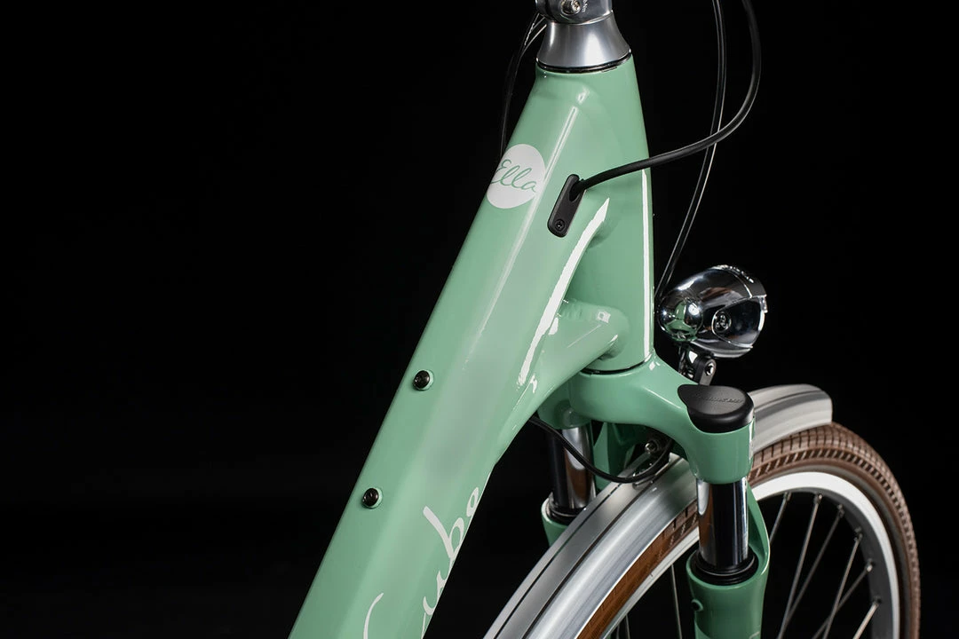 Cube Ella Ride 400 Easy Entry Hybrid Bike Green'n'White (2020) 4 Cube Ella Ride 400 Easy Entry Hybrid Bike Green'n'White (2020)