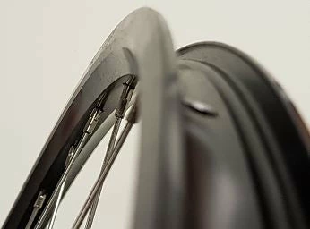 Bikes International Bi Wheel 27 RR Disc6/Vbrk Screwon Nutblk 1 Bikes International Bi Wheel 27 RR Disc6/Vbrk Screwon Nutblk