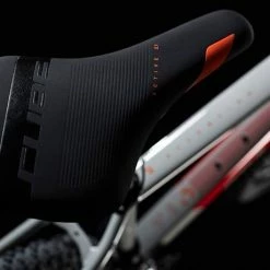 Bikes Cube Attention 29 Hardtail Mountain Bike Grey N Red MD/17" (2018) 6 Bikes Cube Attention 29 Hardtail Mountain Bike Grey N Red MD/17