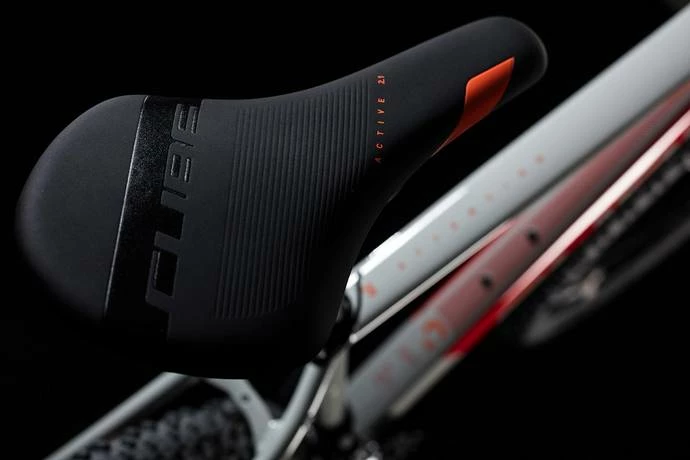 Bikes Cube Attention 29 Hardtail Mountain Bike Grey N Red MD/17" (2018) 3 Bikes Cube Attention 29 Hardtail Mountain Bike Grey N Red MD/17" (2018)