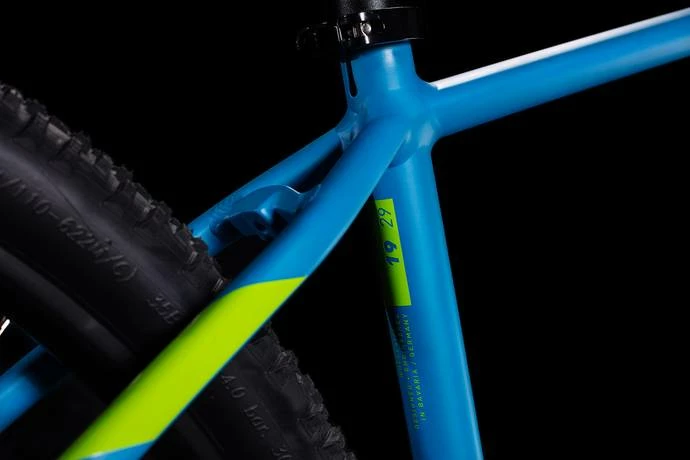 Bikes Cube Aim 27.5 Hardtail Mountain Bike Blue'n'Green SM/16" (2020) 4 Bikes Cube Aim 27.5 Hardtail Mountain Bike Blue'n'Green SM/16" (2020)