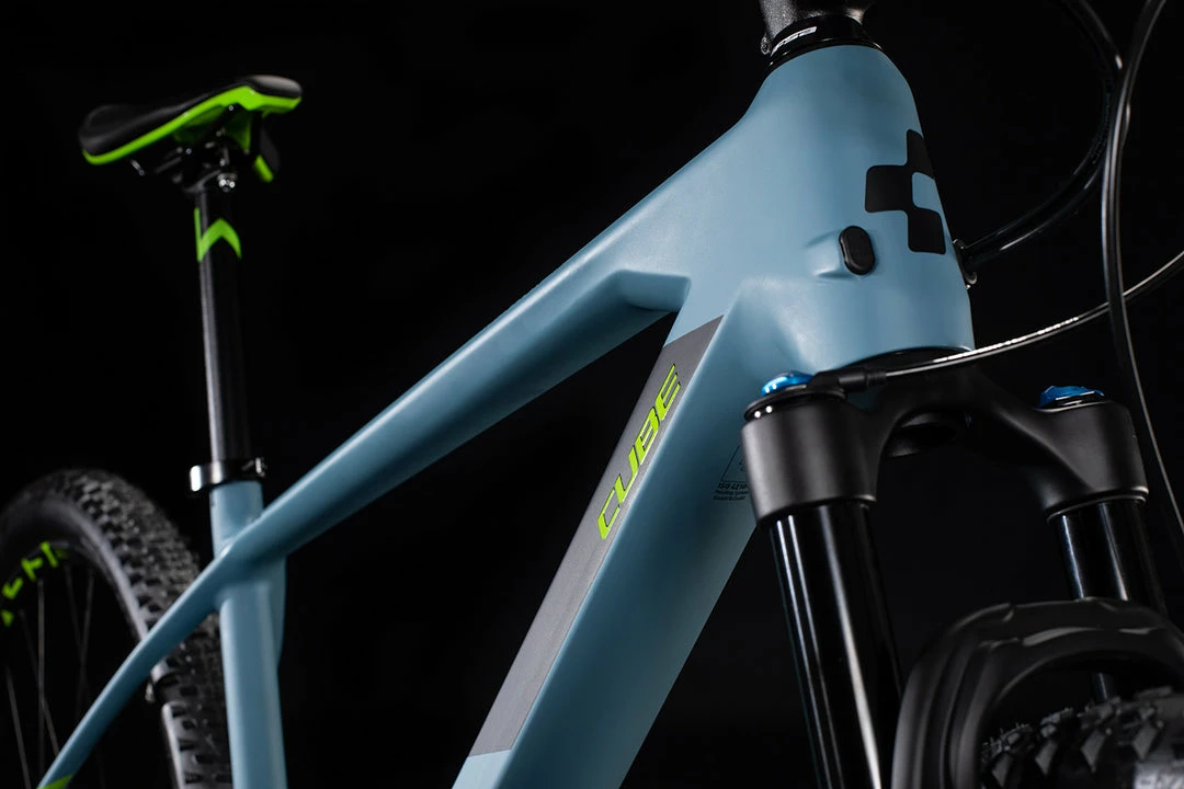 Cube Reaction C:62 SL 29 Carbon Mountain Bike Grey Blue/Green MD/17” (2020) 4 Cube Reaction C:62 SL 29 Carbon Mountain Bike Grey Blue/Green MD/17” (2020)