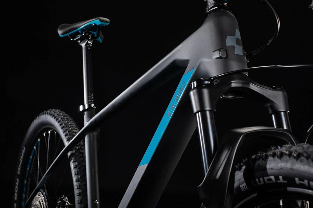 Cube Reaction C:62 29 Cross Country MTB Carbon'n'Black MD/17” (2020) Bikes 3 Cube Reaction C:62 29 Cross Country MTB Carbon'n'Black MD/17” (2020) Bikes