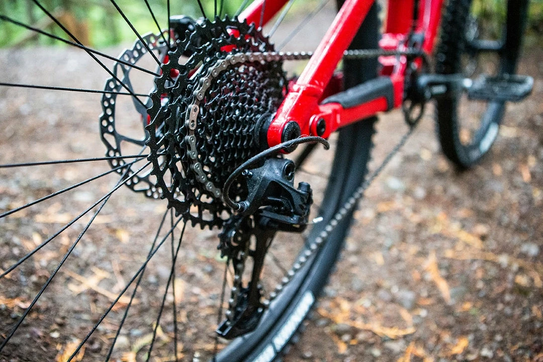 Bikes Norco Sight A Youth 27.5” All-Mountain Bike Red 6 Bikes Norco Sight A Youth 27.5” All-Mountain Bike Red