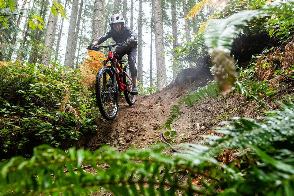 Bikes Norco Sight A Youth 27.5” All-Mountain Bike Red 3 Bikes Norco Sight A Youth 27.5” All-Mountain Bike Red