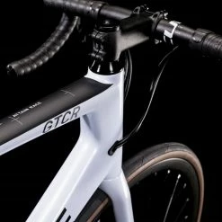 99bikes.co.nz Cube Attain GTC Race Bike Frost White 'n' Carbon (2022) 7 99bikes.co.nz Cube Attain GTC Race Bike Frost White 'n' Carbon (2022)