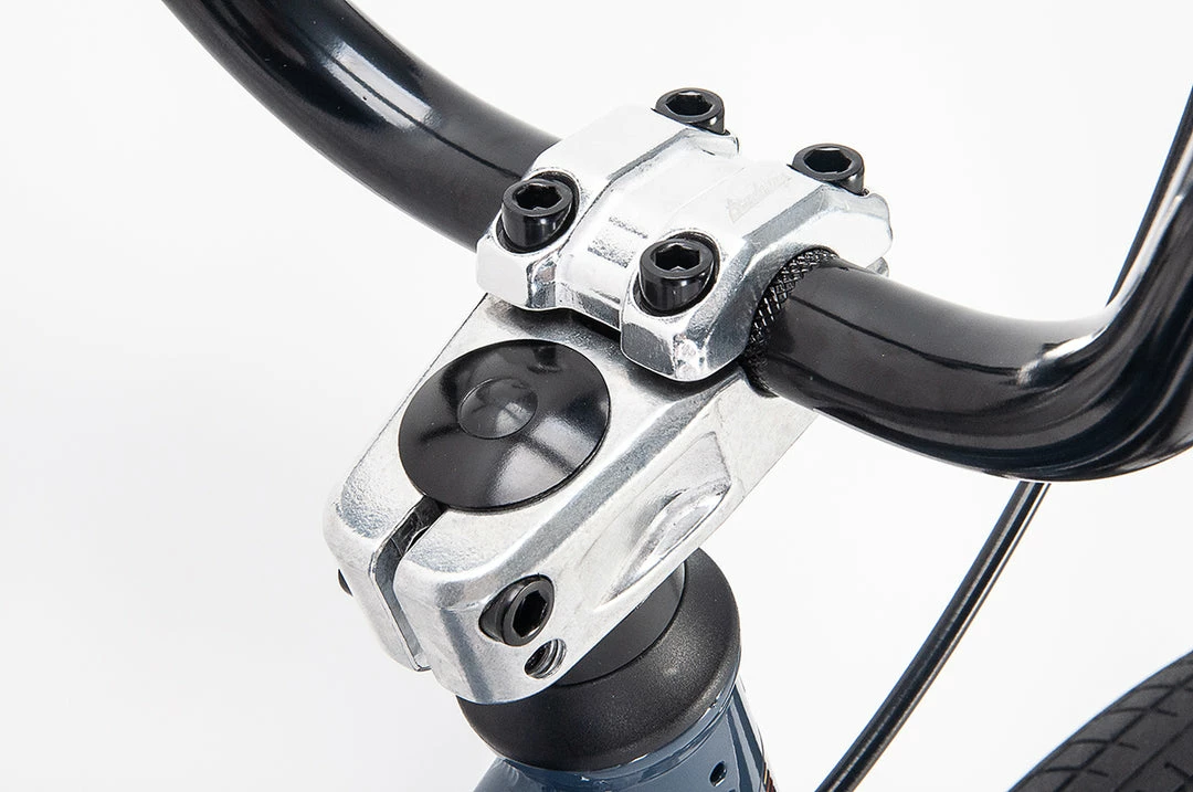 Academy Entrant 20" Kids BMX Dark Grey (2021) 5 Academy Entrant 20" Kids BMX Dark Grey (2021)