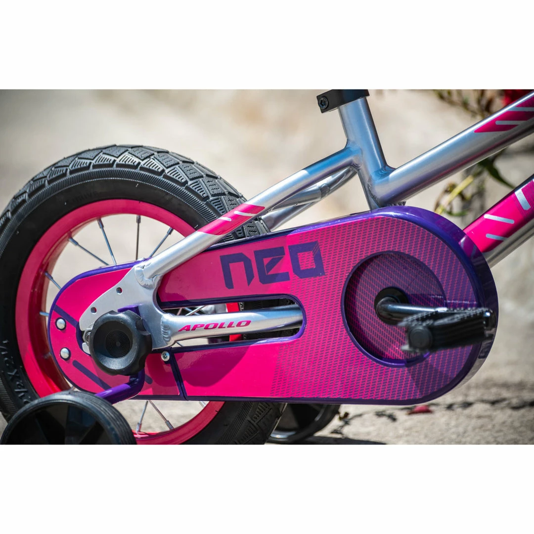 Apollo Neo 12" Kids Bike Brushed Alloy/Purple/Pink 2 Apollo Neo 12" Kids Bike Brushed Alloy/Purple/Pink