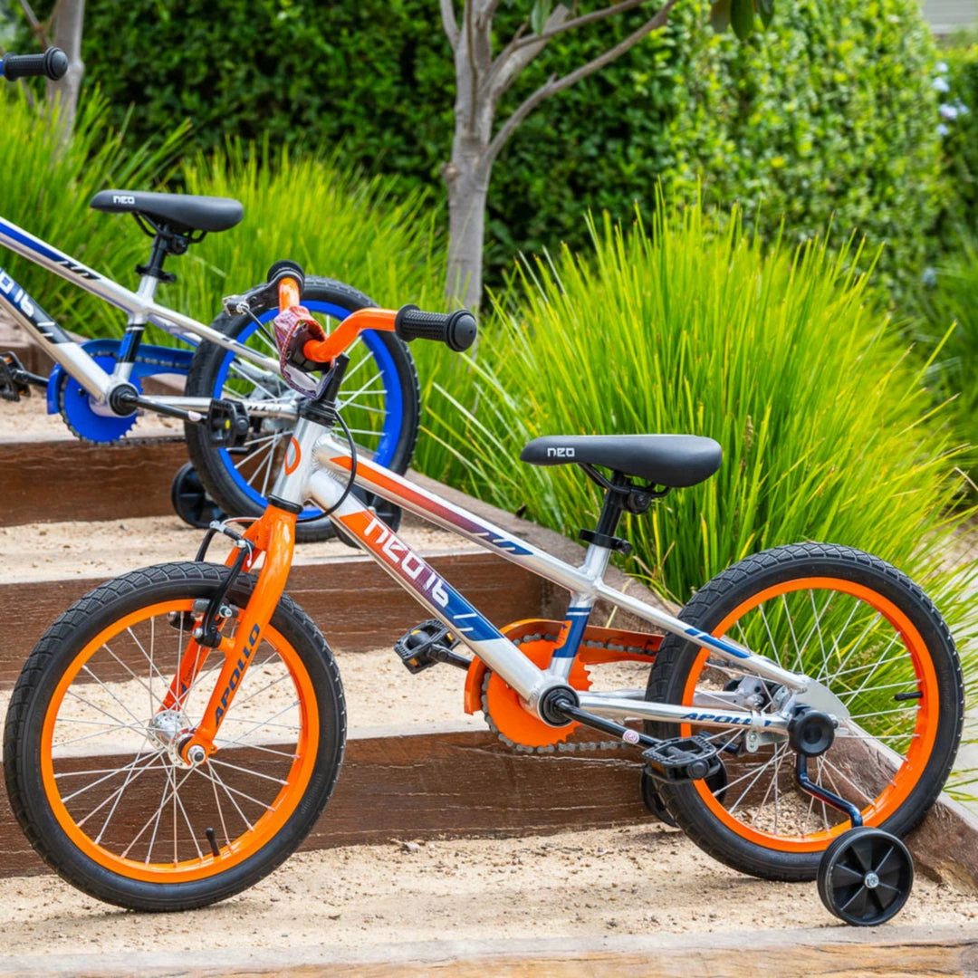 Bikes Apollo Neo 16" Kids Bike Brushed Alloy/Orange/Navy 3 Bikes Apollo Neo 16" Kids Bike Brushed Alloy/Orange/Navy