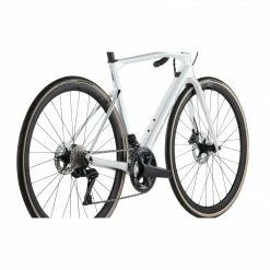 BMC Road Machine One Endurance Road Bike White/Black (2022) Bikes 7 BMC Road Machine One Endurance Road Bike White/Black (2022) Bikes