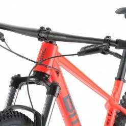 BMC Two Stroke AL Four Cross-Country Mountain Bike Red/Grey (2022) 8 BMC Two Stroke AL Four Cross-Country Mountain Bike Red/Grey (2022)