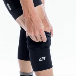 Bellwether Thermaldress Knee Warmers Black Apparel 6 Bellwether Thermaldress Knee Warmers Black Apparel