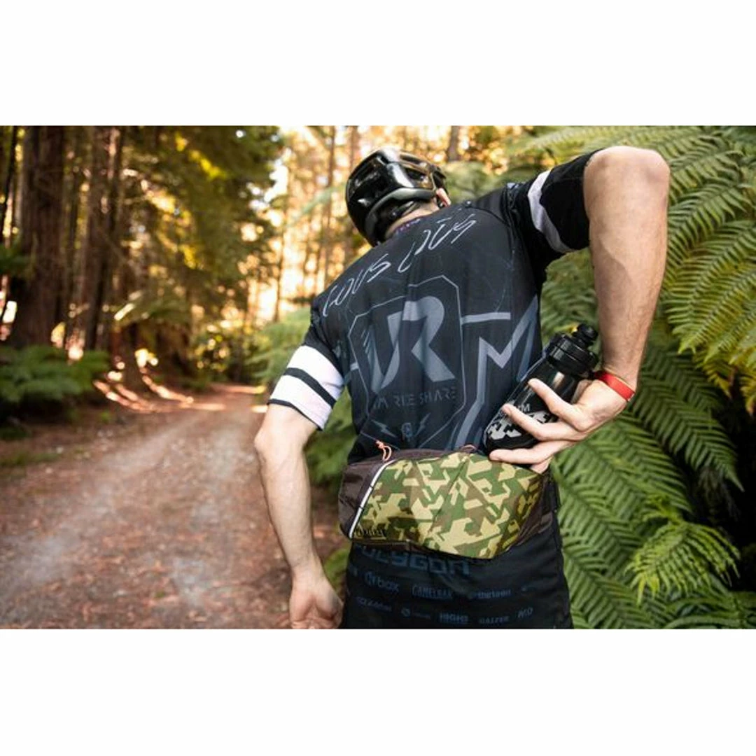 Camelbak Podium Flow Belt Camelflage/Brown Seal With 620ml Podium Dirt Bottle Accessories 5 Camelbak Podium Flow Belt Camelflage/Brown Seal With 620ml Podium Dirt Bottle Accessories