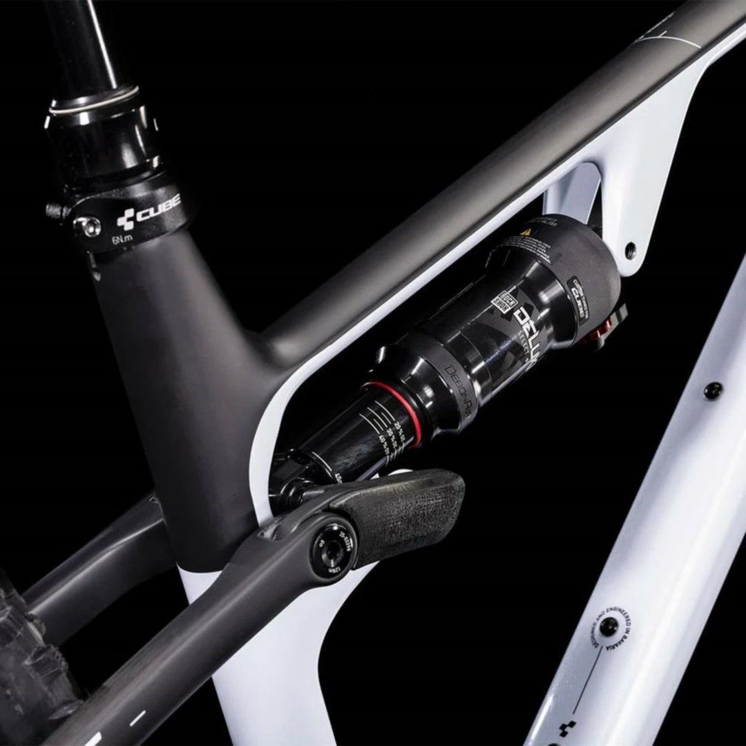 Bikes Cube AMS ONE11 C:68X Pro XC Race Bike Flash White 'n' Carbon (2022) 5 Bikes Cube AMS ONE11 C:68X Pro XC Race Bike Flash White 'n' Carbon (2022)