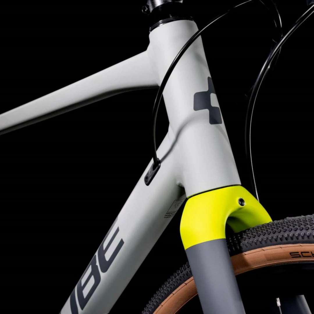 Cube SL Road Pro Commuter/Trekking Bike Lunar 'n' Green (2022) 6 Cube SL Road Pro Commuter/Trekking Bike Lunar 'n' Green (2022)