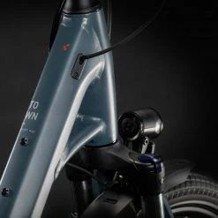 Bikes Cube Town Sport Hybrid Pro Easy Entry Electric Bike 500wh Battery Blue 'n' Red (2021) 9 Bikes Cube Town Sport Hybrid Pro Easy Entry Electric Bike 500wh Battery Blue 'n' Red (2021)