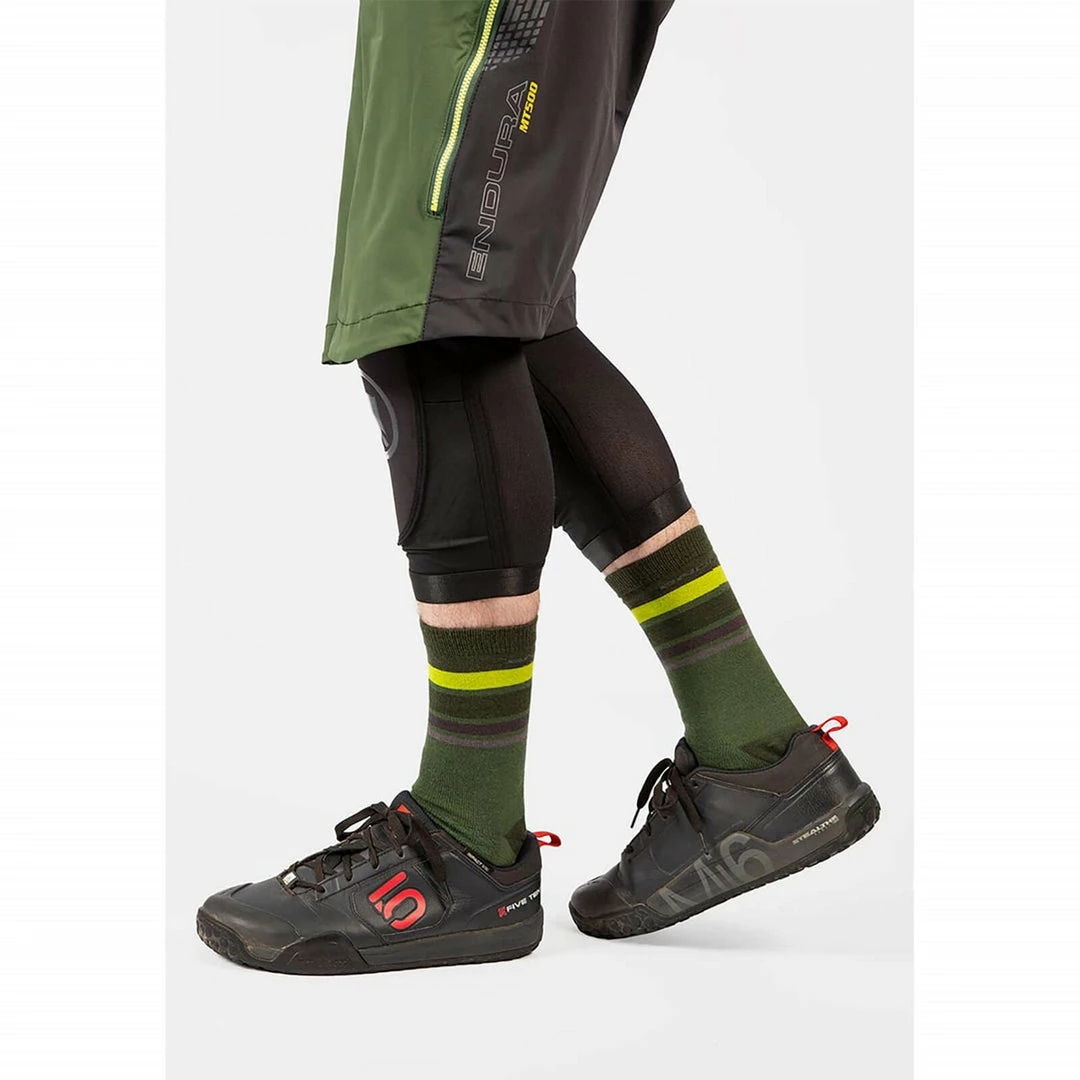 Apparel Endura BaaBaa Merino Stripe Socks Matt Black 2 Apparel Endura BaaBaa Merino Stripe Socks Matt Black