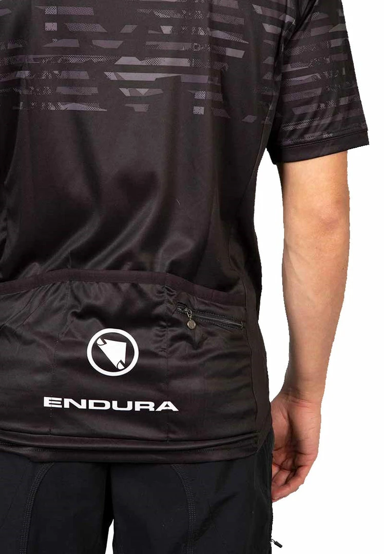 Endura Hummvee Ray II Short Sleeve Jersey Black Apparel 2 Endura Hummvee Ray II Short Sleeve Jersey Black Apparel