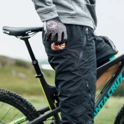 Endura Men's Hummvee II Short & Liner Grey Apparel 18 Endura Men's Hummvee II Short & Liner Grey Apparel