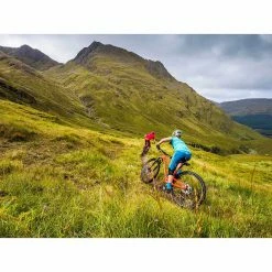 Endura Women's SingleTrack Short Sleeve Jersey Cocoa 12 Endura Women's SingleTrack Short Sleeve Jersey Cocoa