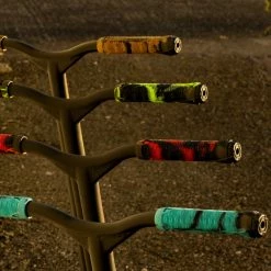 Envy Scooter V2 Hand Grips Green/Black Scooters 5 Envy Scooter V2 Hand Grips Green/Black Scooters