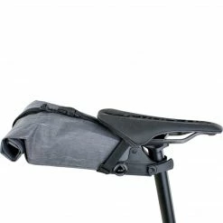 Evoc Seat Pack Boa Large 3L Carbon Grey Accessories 8 Evoc Seat Pack Boa Large 3L Carbon Grey Accessories