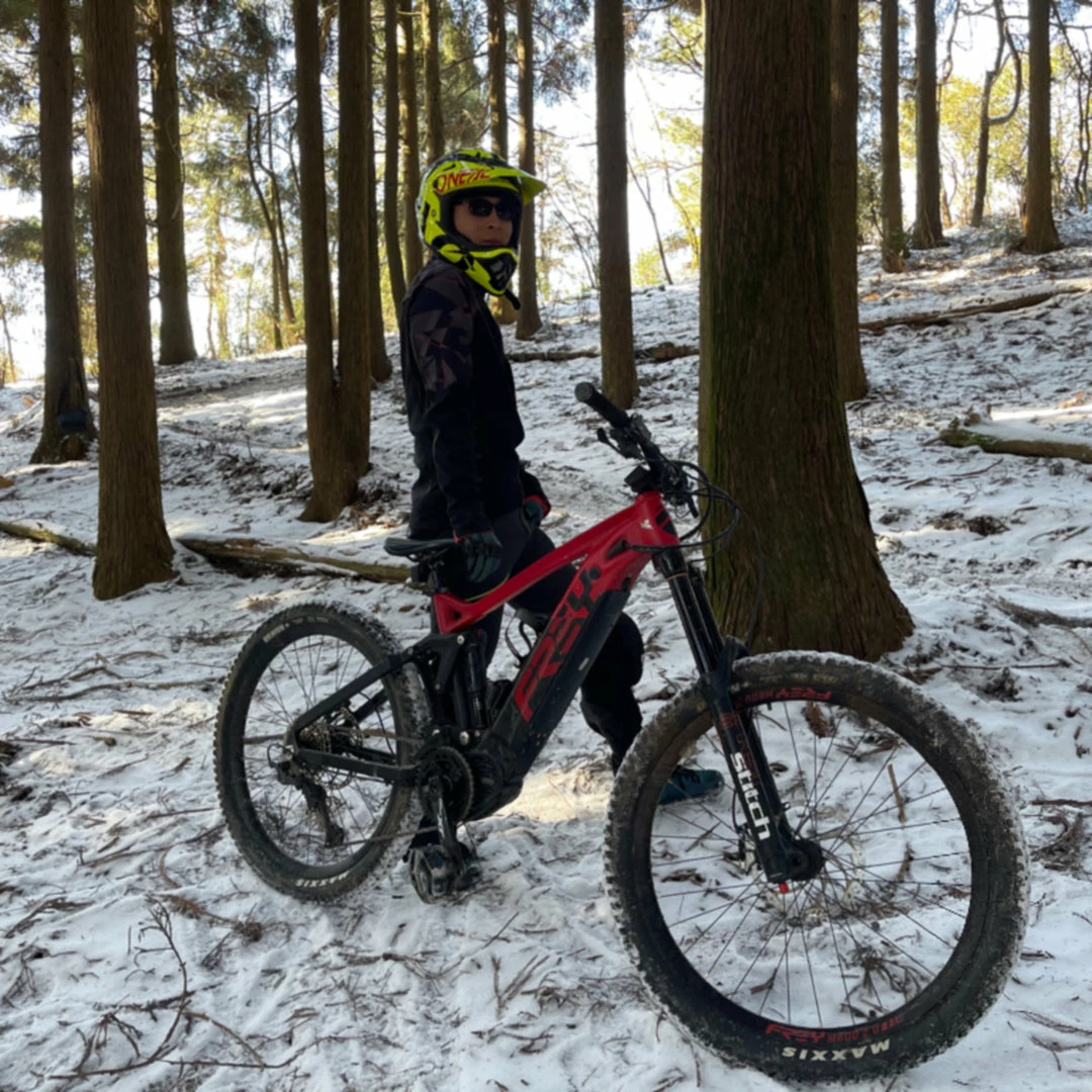 Frey M600 Full Suspension Electric Mountain Bike 672wh Battery Red (2022) 3 Frey M600 Full Suspension Electric Mountain Bike 672wh Battery Red (2022)