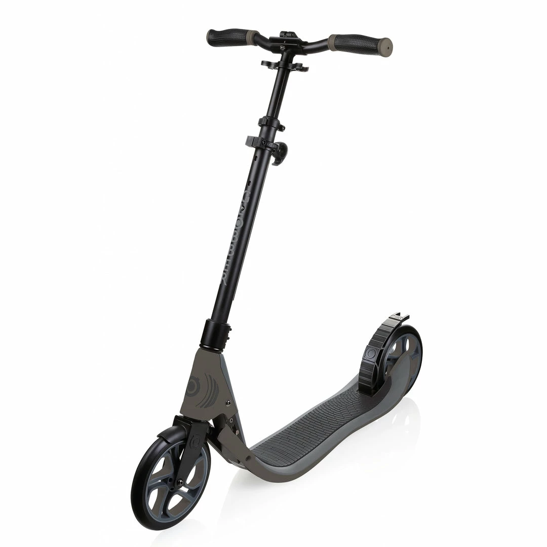 Globber One NL 205 Folding Adult Scooter Charcoal 5 Globber One NL 205 Folding Adult Scooter Charcoal