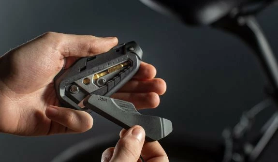 Knog Multitool Fang 24F 3 Knog Multitool Fang 24F