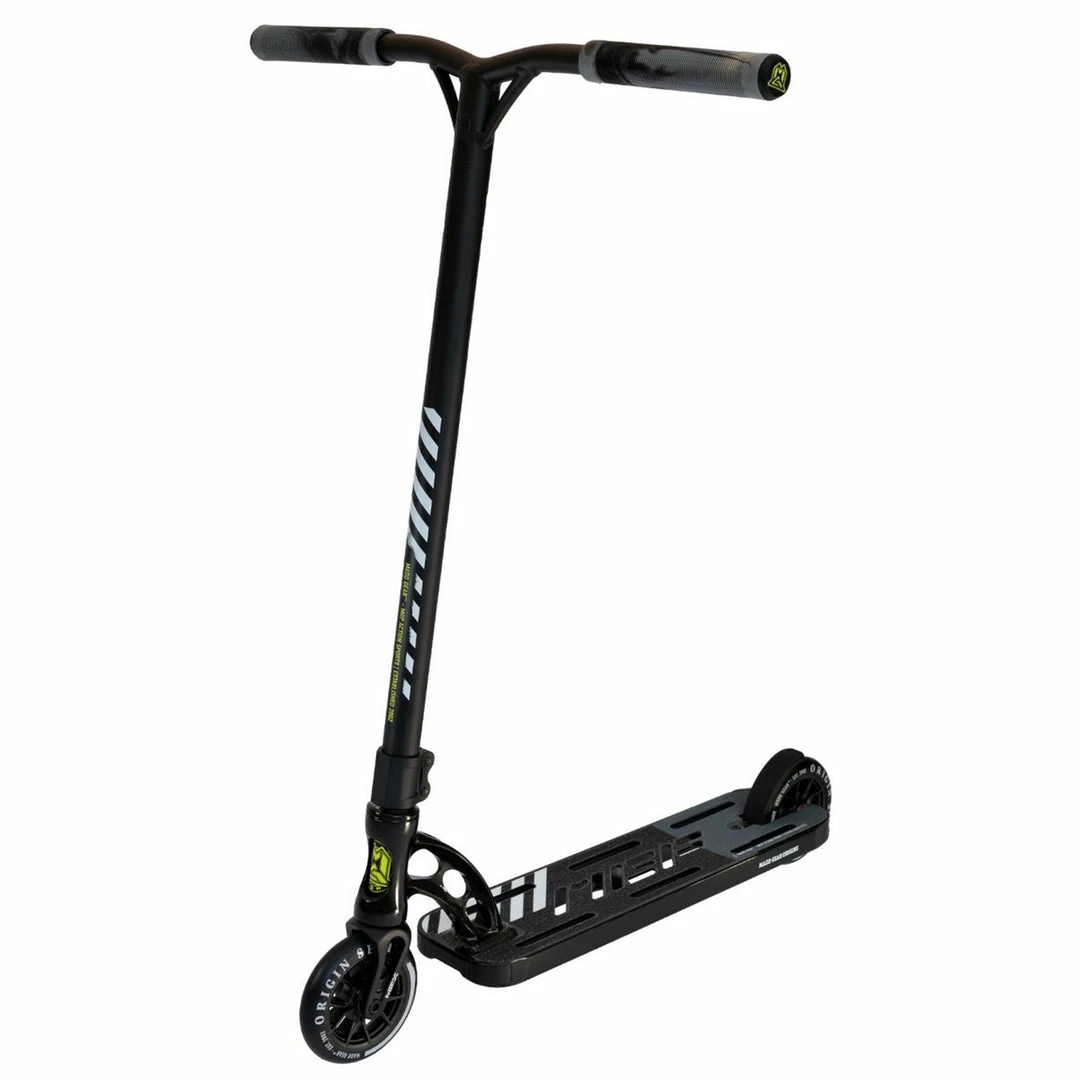 MGP Madd Gear MGO Team Scooter Liquid Black Scooters 1 MGP Madd Gear MGO Team Scooter Liquid Black Scooters