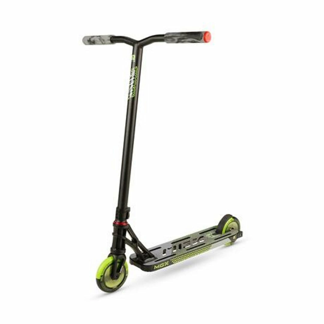 MGP Scooters Madd Gear MGX2 P2 Pro Scooter Xo Black / Green 1 MGP Scooters Madd Gear MGX2 P2 Pro Scooter Xo Black / Green