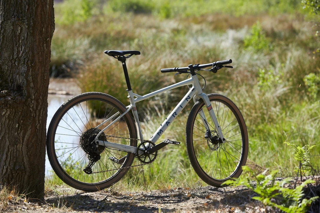 Bikes Marin DSX 1 Hybrid Bike Gloss Grey/Blue (2022) 4 Bikes Marin DSX 1 Hybrid Bike Gloss Grey/Blue (2022)