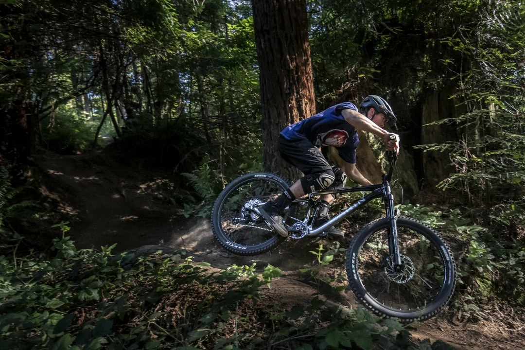 Bikes Marin Rift Zone 2 Trail Bike Black/Blue/Yellow (2022) 4 Bikes Marin Rift Zone 2 Trail Bike Black/Blue/Yellow (2022)