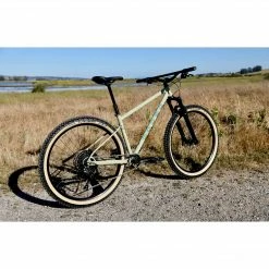 Marin Pine Mountain 2 Trail Bike Sage Green/Teal/Orange/Brown (2021) 10 Marin Pine Mountain 2 Trail Bike Sage Green/Teal/Orange/Brown (2021)