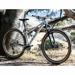 Marin Team Marin 1 Trail/XC Race Bike Chrome (2022) 9 Marin Team Marin 1 Trail/XC Race Bike Chrome (2022)