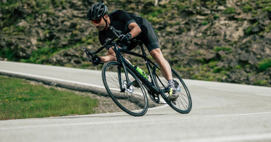 Merida Scultura 4000 Road Bike Glossy Anthracite/Matt Black (2021) 3 Merida Scultura 4000 Road Bike Glossy Anthracite/Matt Black (2021)