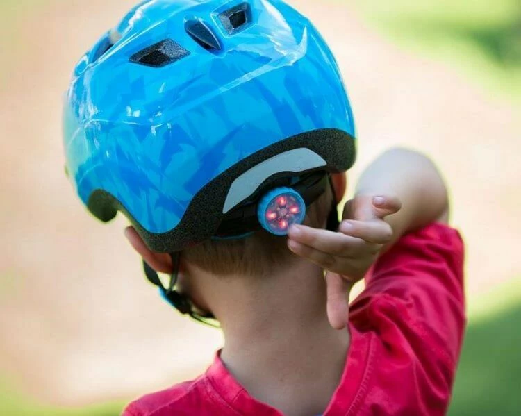 Helmets Met Elfo Child Helmet Blue Dinosaurs 2 Helmets Met Elfo Child Helmet Blue Dinosaurs