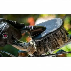 Muc-Off 8 In 1 Bike Cleaning Kit Tools 22 Muc-Off 8 In 1 Bike Cleaning Kit Tools