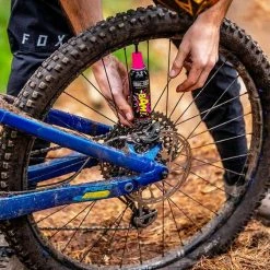 Muc-Off B.A.M! Instant Puncture Repair 125ml 7 Muc-Off B.A.M! Instant Puncture Repair 125ml