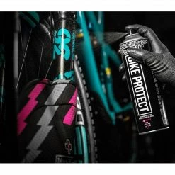 Tools Muc-Off Disc Brake Covers, Pair With Bolt Decals 6 Tools Muc-Off Disc Brake Covers, Pair With Bolt Decals