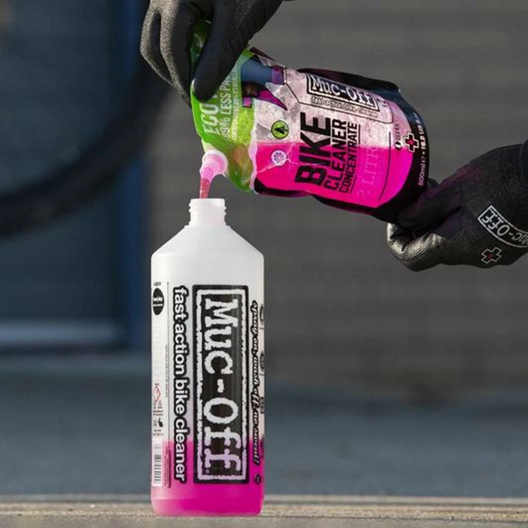 Muc-Off Nano Tech Bike Cleaner Concentrate 500ml Pouch Tools 2 Muc-Off Nano Tech Bike Cleaner Concentrate 500ml Pouch Tools
