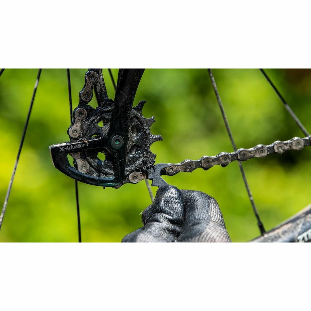 Muc-Off Premium Bike Cleaning Brush Kit 3 Piece Tools 3 Muc-Off Premium Bike Cleaning Brush Kit 3 Piece Tools