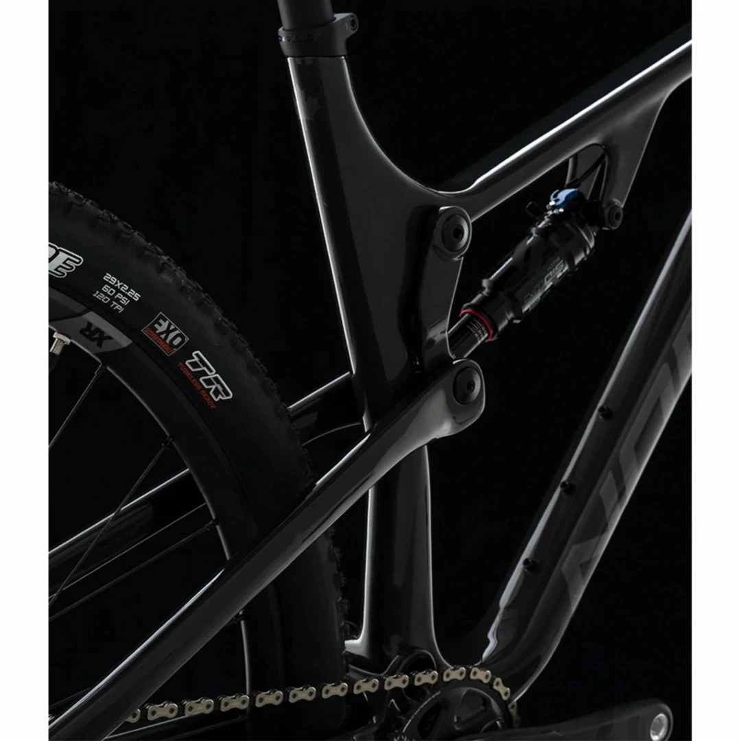 Norco Revolver FS 1 100 Cross-Country Race Bike Black/Silver (2021) Bikes 6 Norco Revolver FS 1 100 Cross-Country Race Bike Black/Silver (2021) Bikes