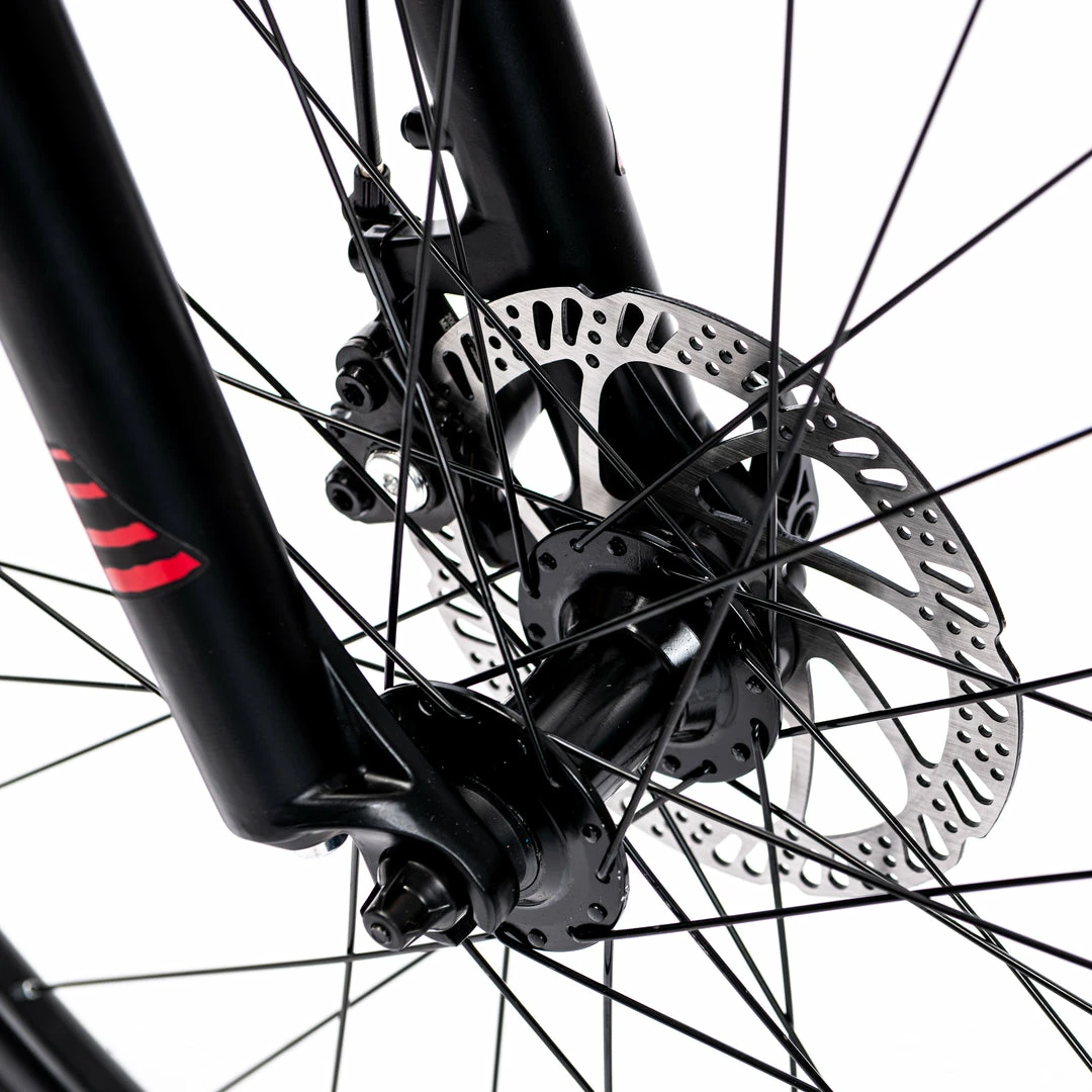 Pedal Thrasher 3 Hardtail Mountain Bike Black/Red 3 Pedal Thrasher 3 Hardtail Mountain Bike Black/Red