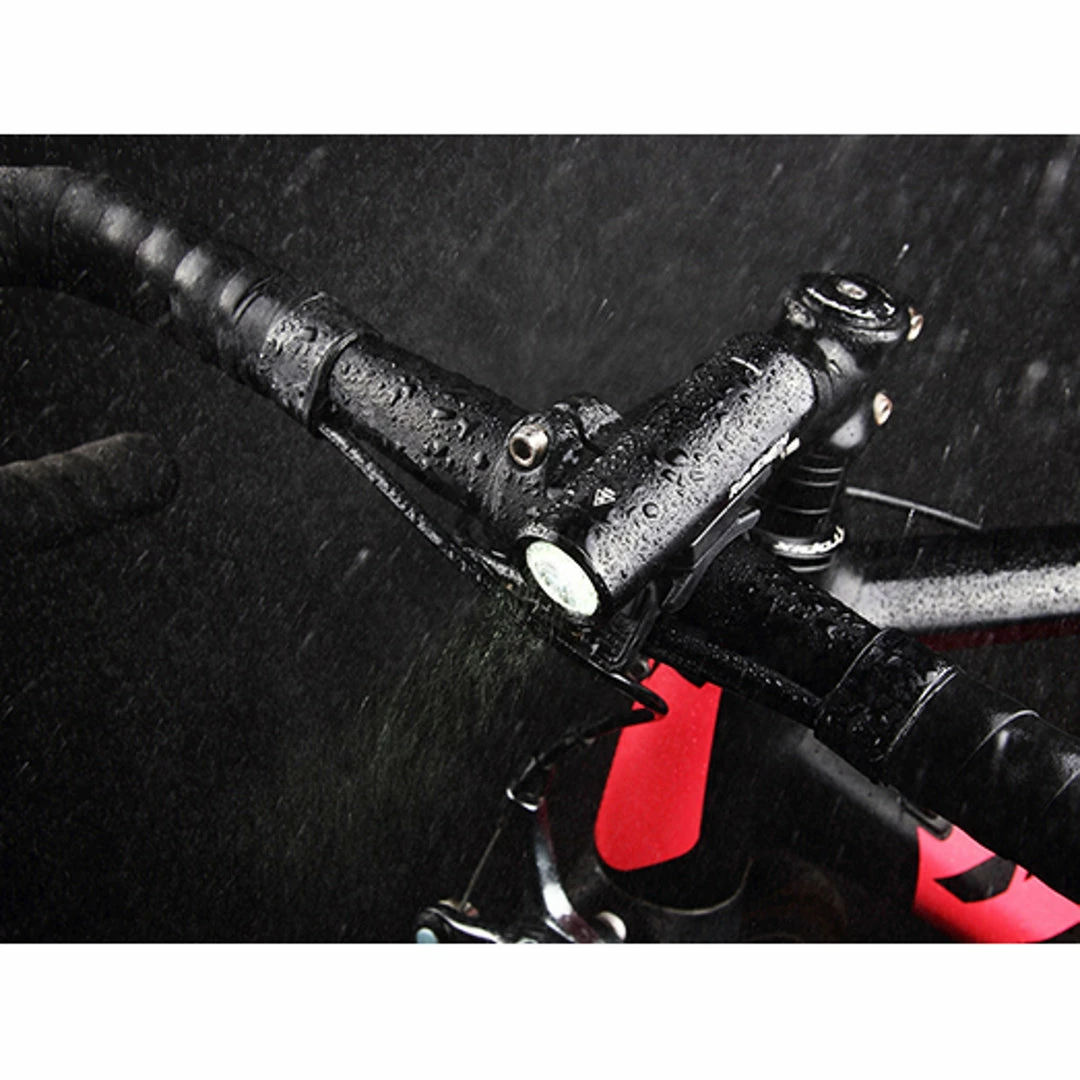 Bike Essentials Ravemen CR500 & TR20 Front And Rear Light Set 4 Bike Essentials Ravemen CR500 & TR20 Front And Rear Light Set