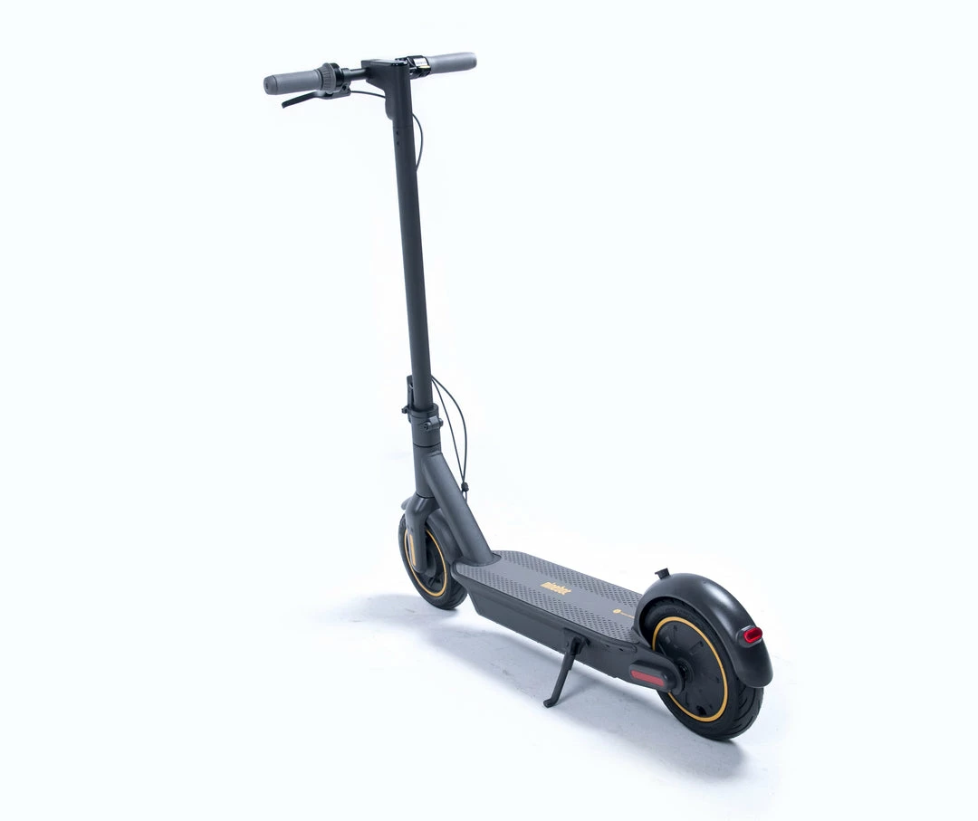 Scooters Segway E-Scooter Max Ninebot Black 2 Scooters Segway E-Scooter Max Ninebot Black