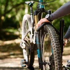 Yakima Holdup EVO 2 Bike Rack 12 Yakima Holdup EVO 2 Bike Rack