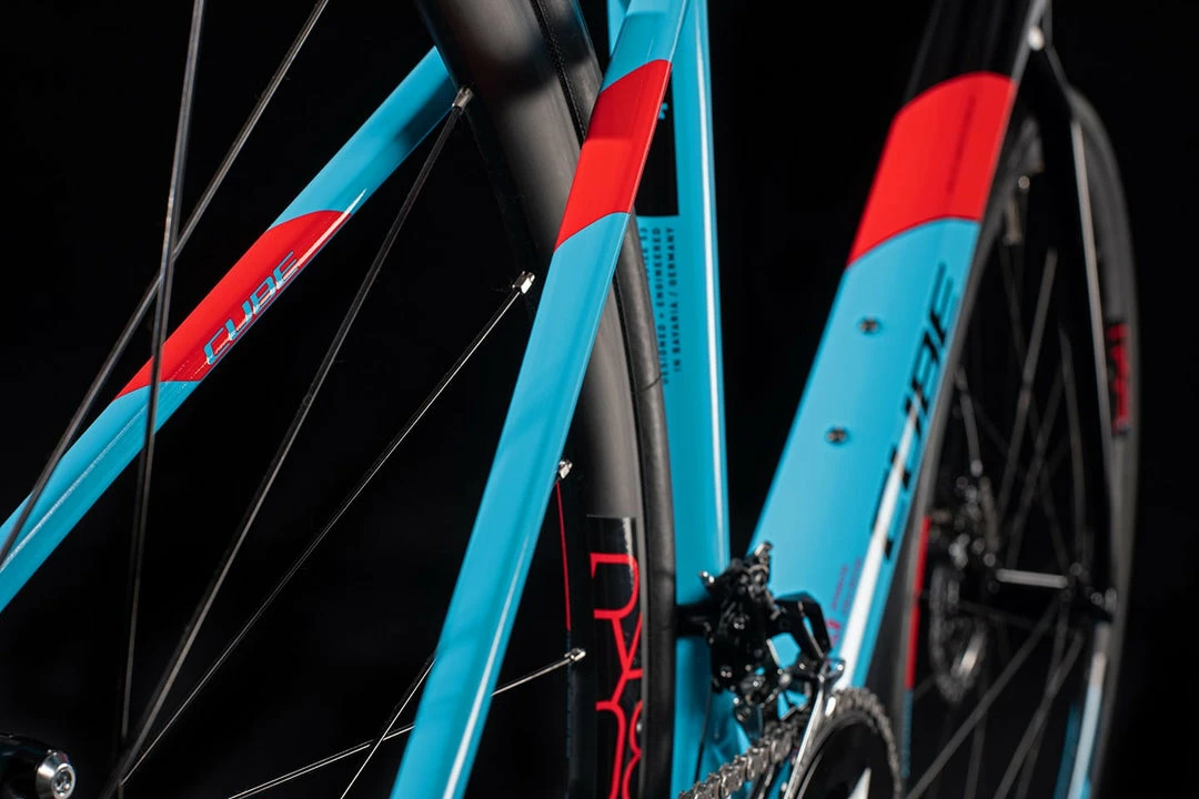 Bikes Cube Axial WS GTC Pro Road Bike Light Blue'n'Red (2020) 5 Bikes Cube Axial WS GTC Pro Road Bike Light Blue'n'Red (2020)