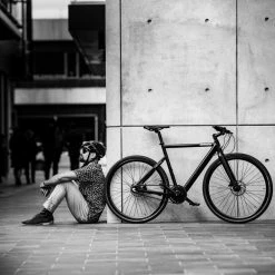 Watt Wheels Omnia Commuter Electric Bike 250wh Battery Black